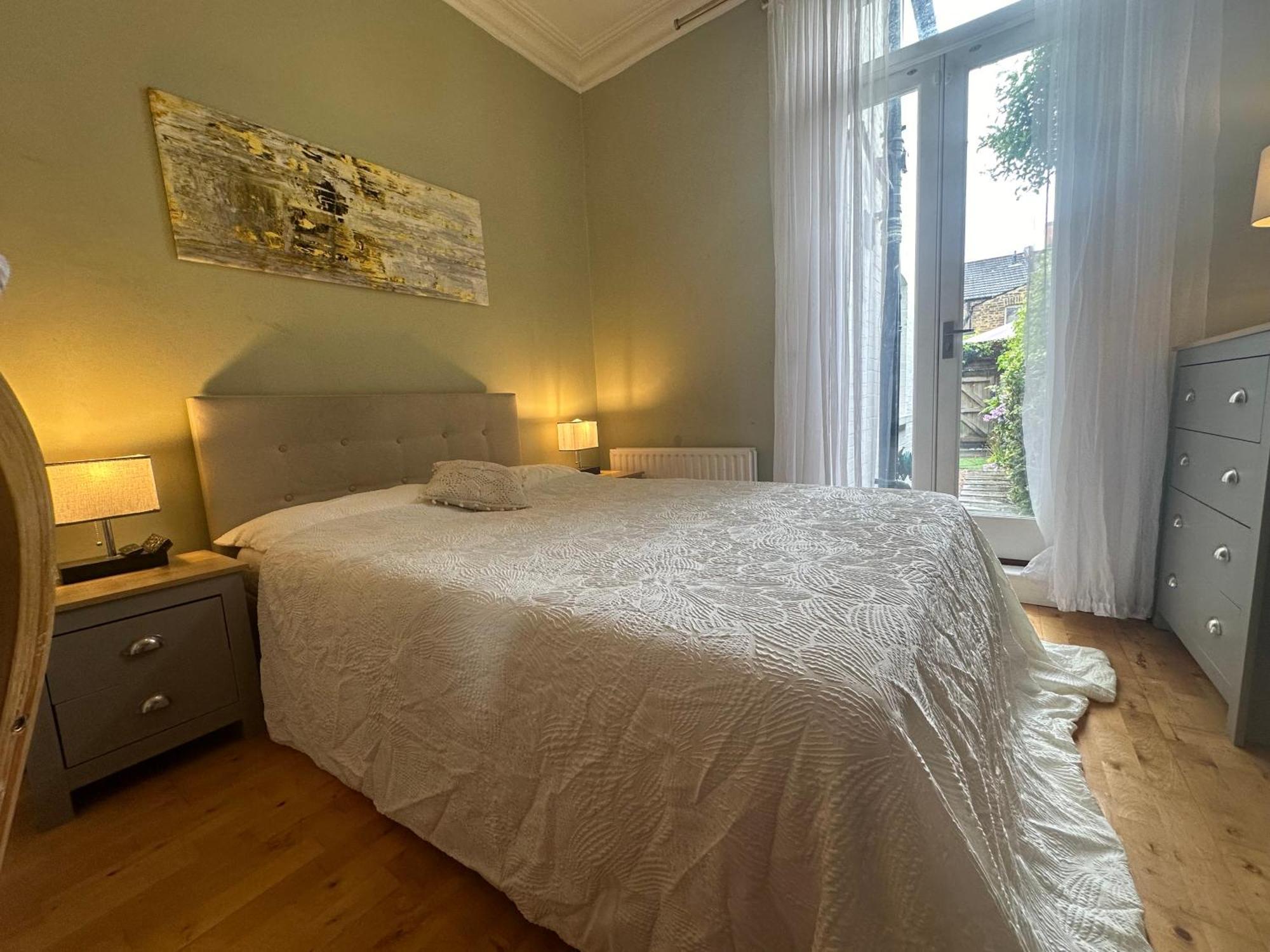 My Sky Secret Garden 1 Bedroom Londres Exterior foto